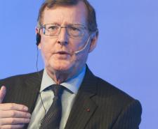 Lord David Trimble speaking at the 15th World Summit of Nobel Peace Laureates