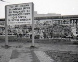 Comment la Grande-Bretagne a vu le mur de Berlin s’élever